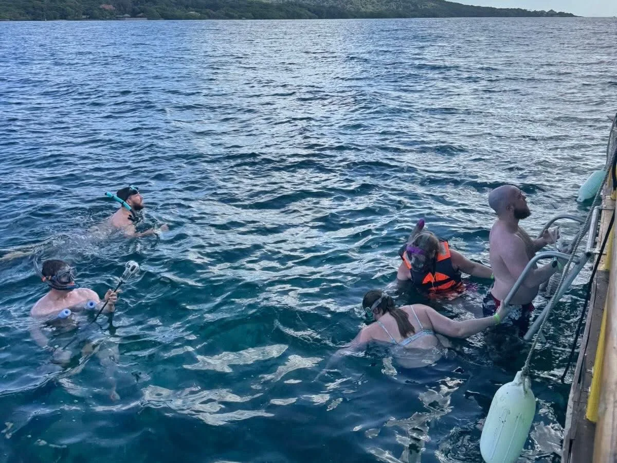 Roatán tour gallery photo 2